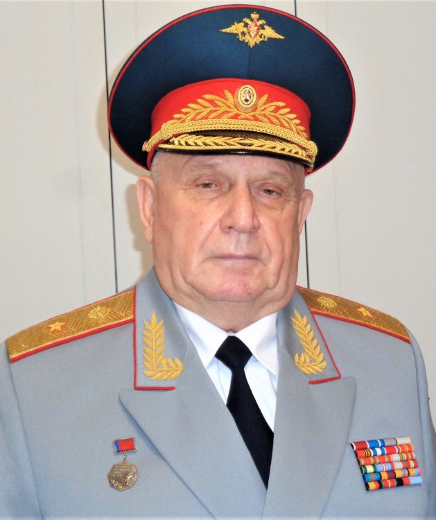 Инспектор  группы инспекторов ДРО ВС, генерал-майор ветеринарной службы Виталий Петрович Ветров.