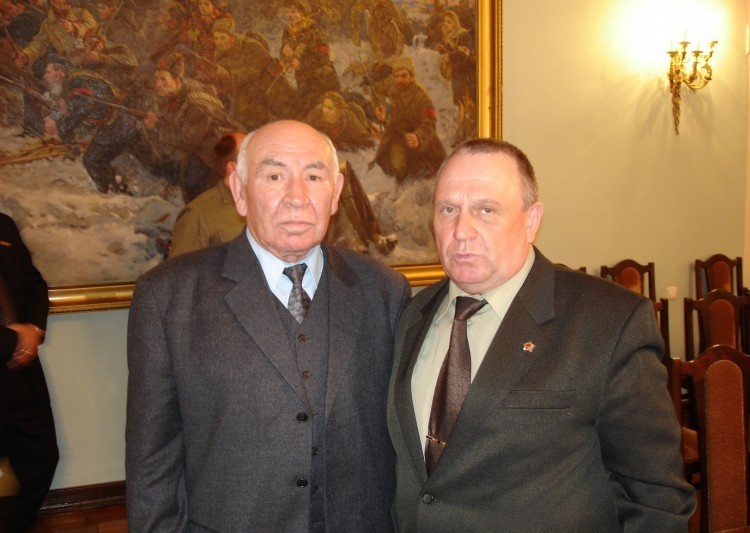 генерал-полковник В.И.Литвинов. генерал-майор ветеринарной службы В.П.Ветров. Чернобыльцы